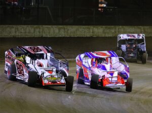 Super DIRTcar