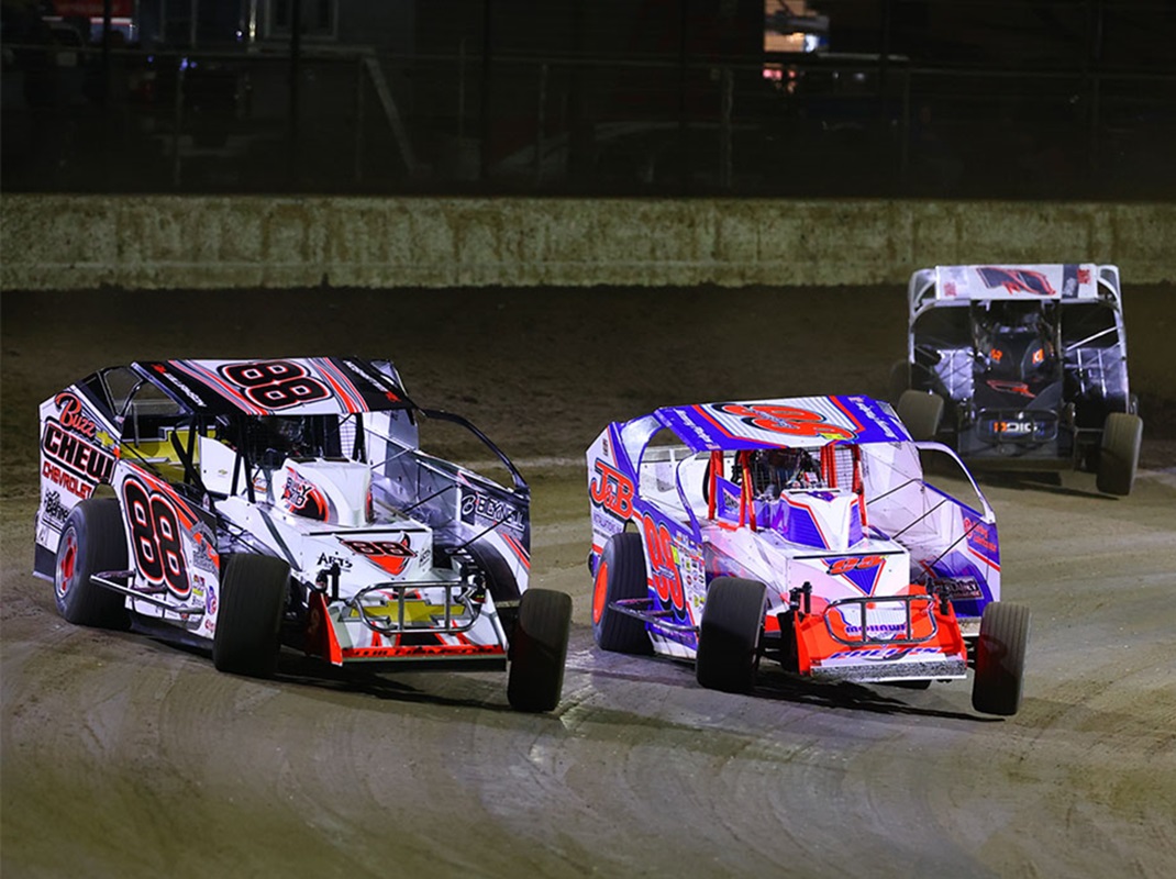 Super DIRTcar
